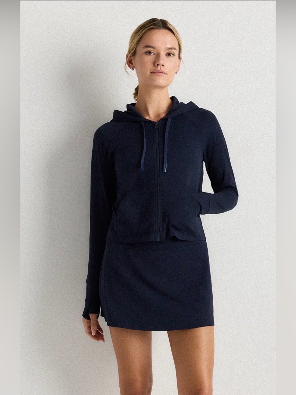 Quince Ultra-Form Hooded Crop Jacket in Deep Navy M - Picture 4 of 14